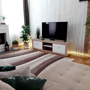 ellenőrizze a rendelkezésre állást