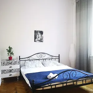 I Pokoje Nowy Swiat , Варшава Польша